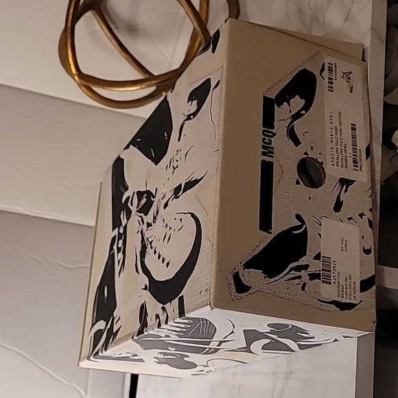 🔥🔥MCQ BY ALEXANDER MCQUEEN SWALLOW SWARM HIGHTOP SNEAKERS MEN'S SZ 8 RED/BLACK - Picture 11 of 11